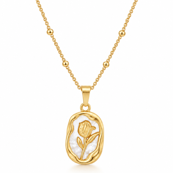 Noir Rose Pearl Necklace