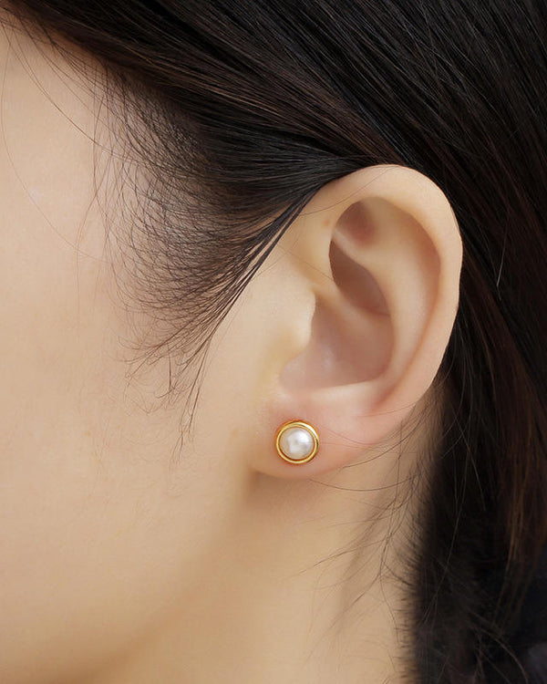 Pearl Bezel Stud Earrings