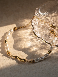 Pearl & Gold Wavy Bar Bead Bracelet - view 4
