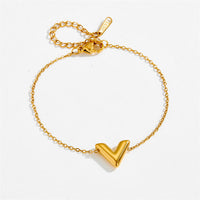 Chunky Gold V Jewelry Set - view 3