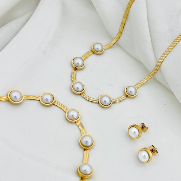 Pearl Station Herringbone Set
