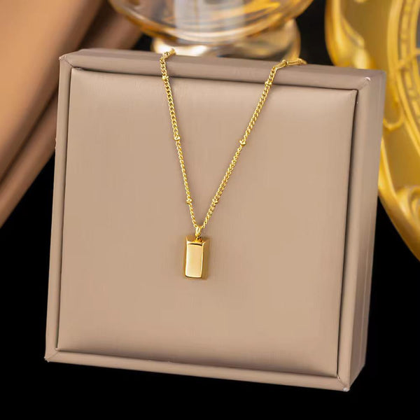 Gold Rectangle Bar Tag Pendant Necklace