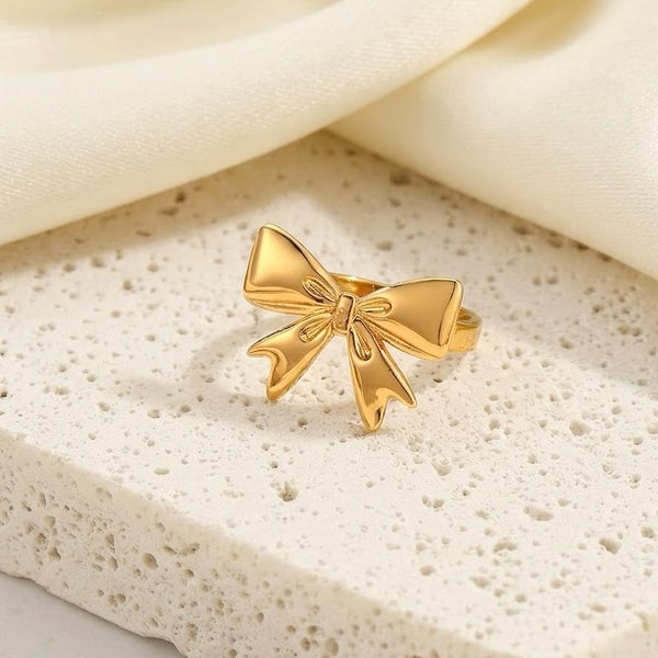 Gold Bow Ring
