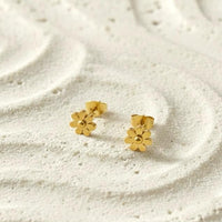 Dainty Daisy Flower Stud Earrings - view 3